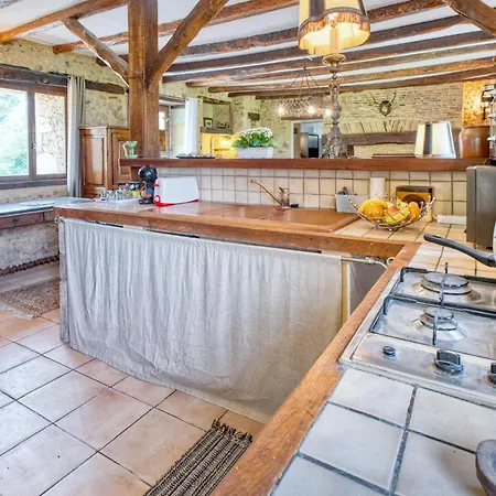 Charmante Maison Avec Piscine *