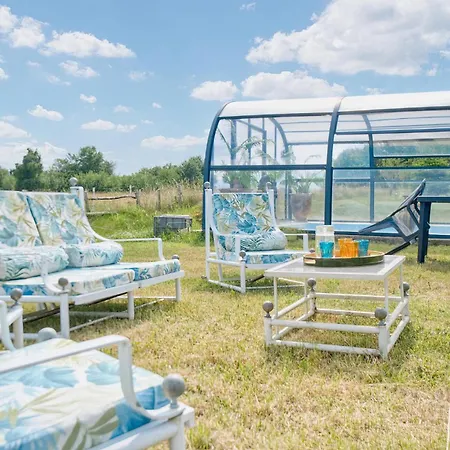 Charmante Maison Avec Piscine Lacropte