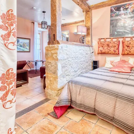 Charmante Maison Avec Piscine Hébergement de vacances *