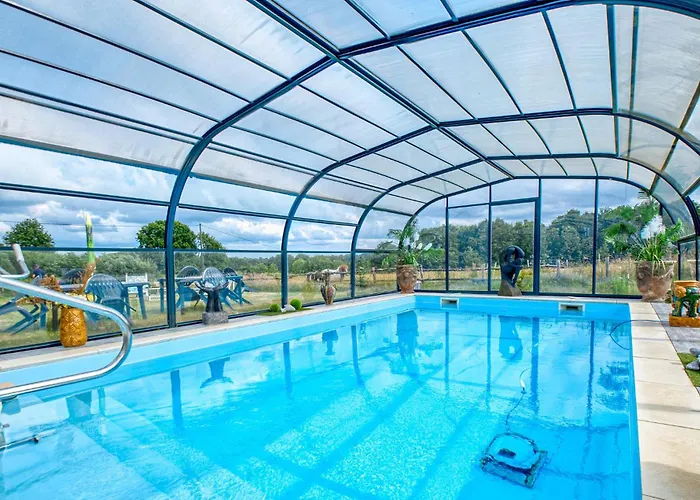 Charmante Maison Avec Piscine * Lacropte